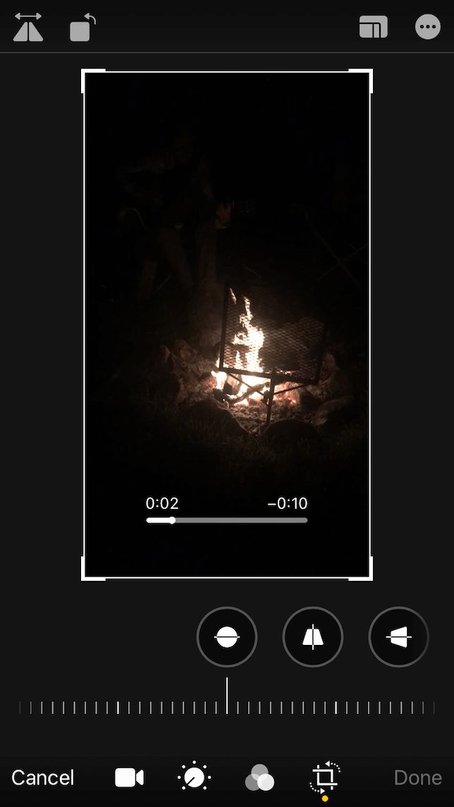Una captura de pantalla que muestra cómo enderezar un video en iPhone