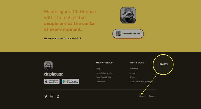 Botón de privacidad resaltado en la parte inferior del sitio de Clubhouse.