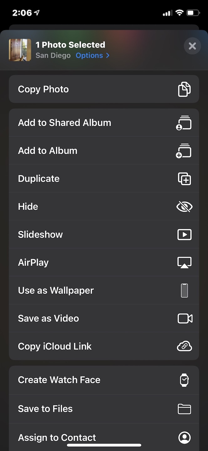 Captura de pantalla que muestra cómo guardar fotos en vivo como videos a través de iOS 13